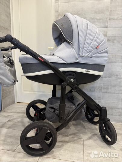 Коляска 3 в 1 Adamex в отл.сост