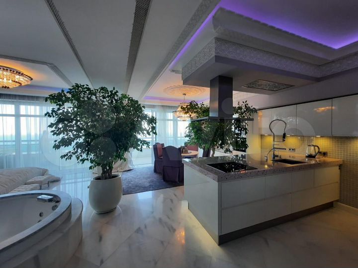 Квартира-студия, 85,5 м², 2/19 эт.