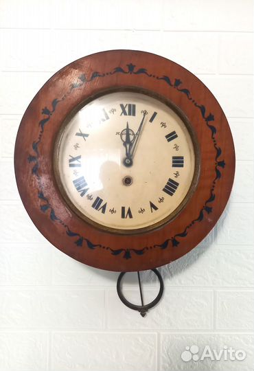 Часы СССР механические настенные и настольные