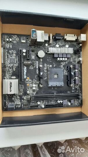 Материнская плата