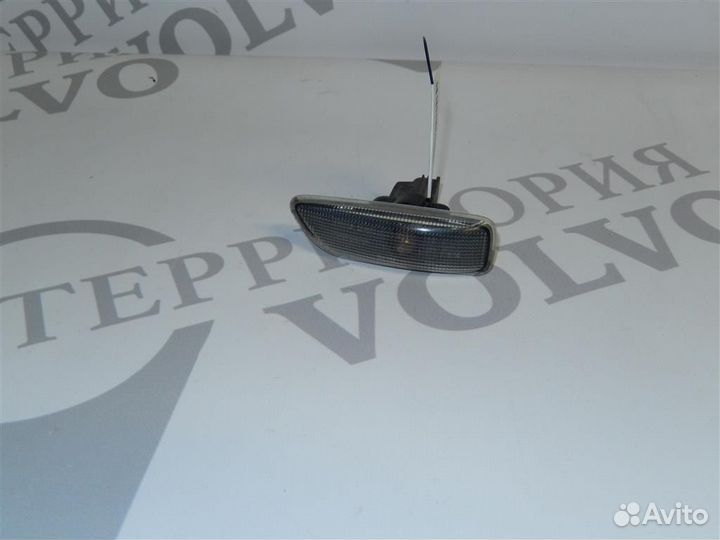 Поворотник левый volvo XC90 2003-2006