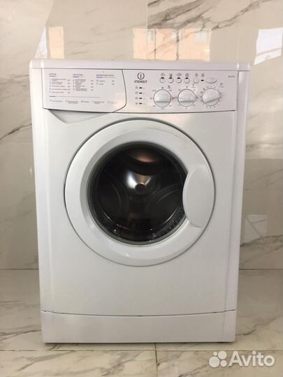 Стиральная машина бу Indesit wiul103
