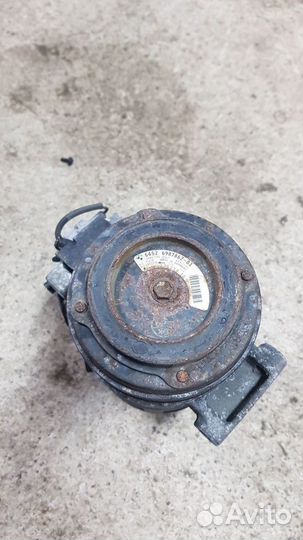 Компрессор кондиционера BMW 3 E90/E91/E92/E93 2008