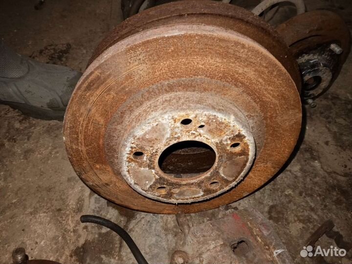 Передние тормозные диски Ниссан Максима а32