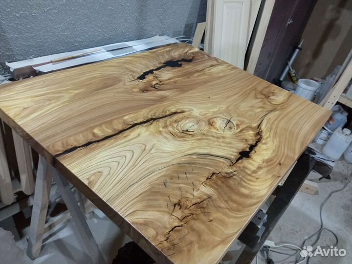 Подоконник деревянный