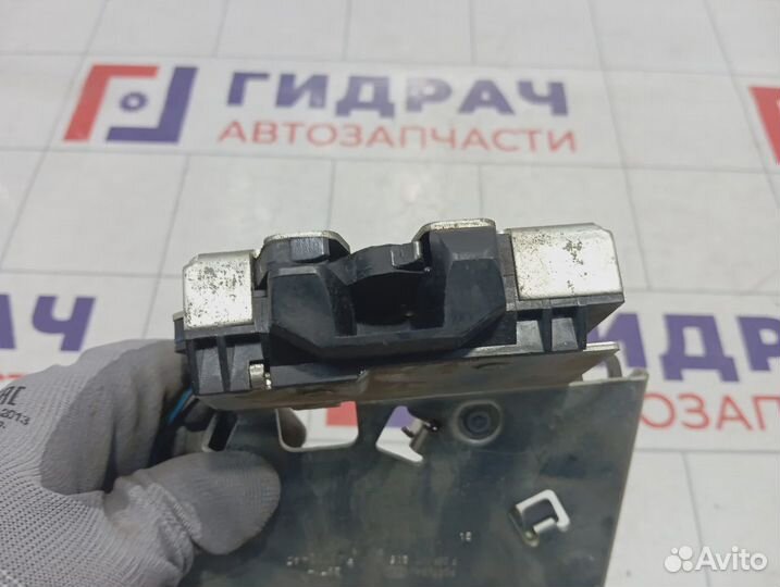 Замок багажника Ford Mondeo 3 (B4Y) 4779096