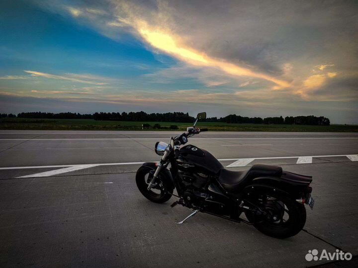 Suzuki boulevard m50