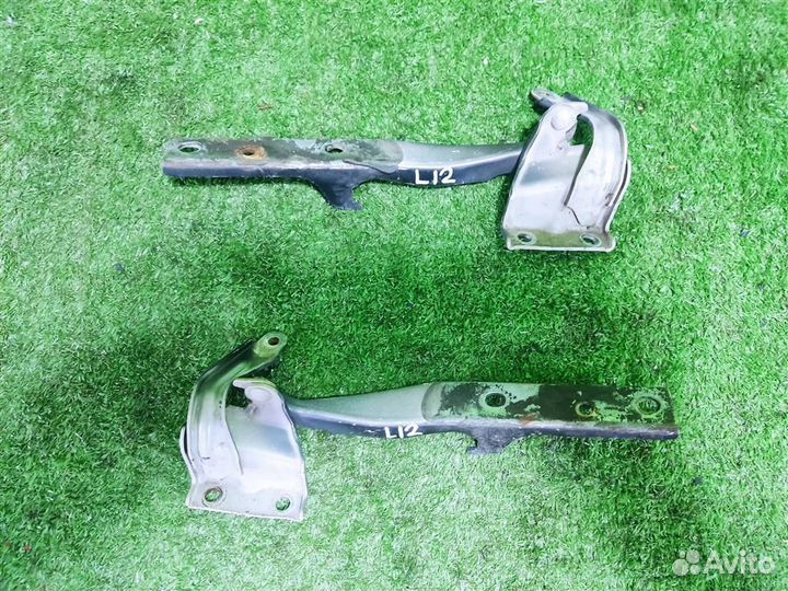 Петля капота (комплект) Suzuki Grand Vitara 2011