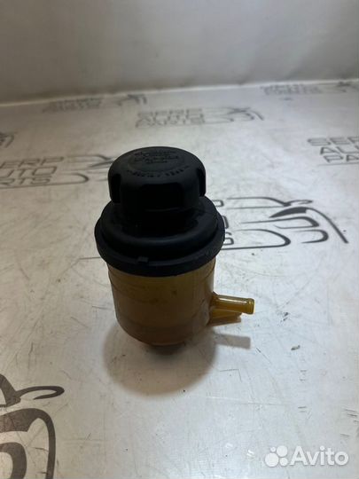 Бачок гидроусилителя Hyundai Solaris 5P G4FC 1.6