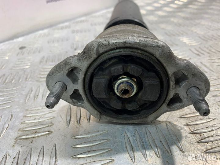 Амортизатор W212