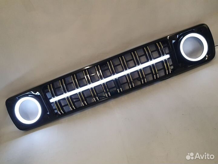 Светодиодная решетка радиатора Нива 