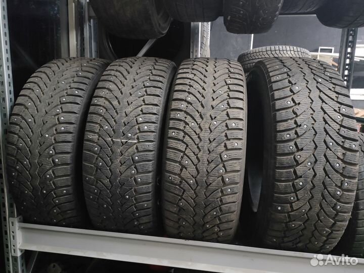 Pirelli Formula Ice 235/65 R17 108T