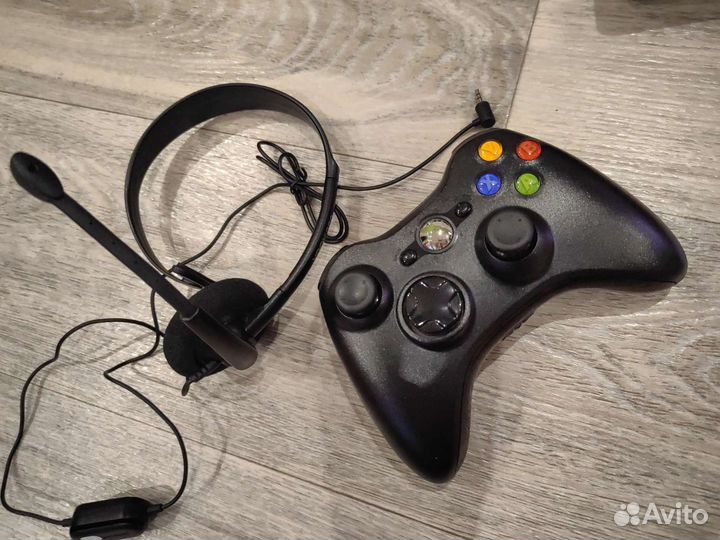 Xbox 360 Slim (2011 ) с кинектом