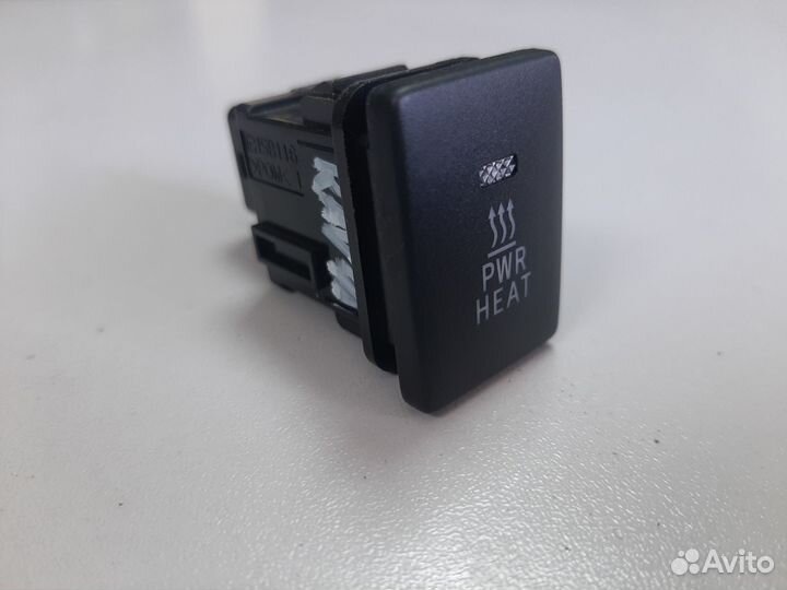 Кнопка подогрева двс дизель Toyota RAV4 40 2012-19