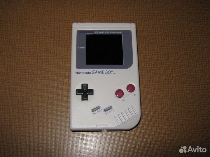 Game Boy (новый IPS экран)