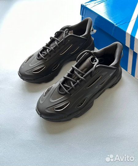 Кроссовки Adidas ozweego celox