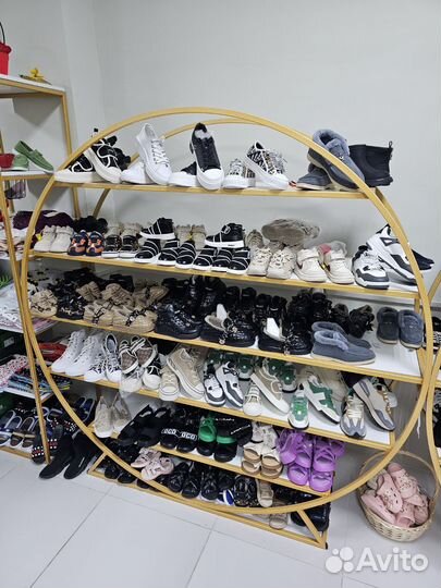 Стеллажи полки рейлы