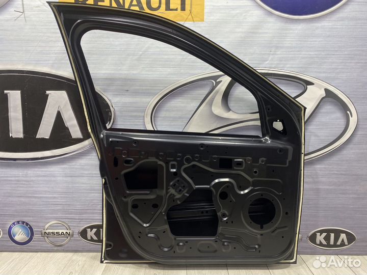 Дверь передняя Renault duster Лев