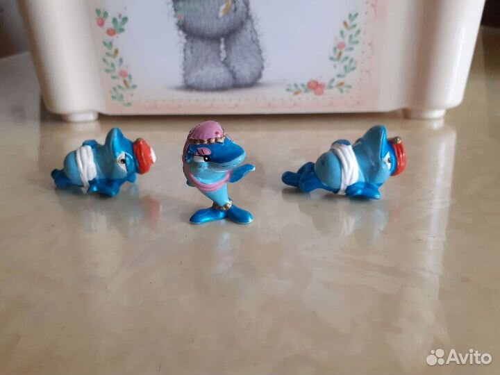 Киндер сюрприз Акулы