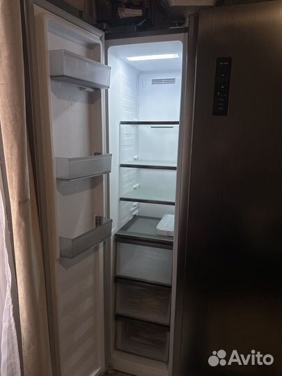 Холодильник новый