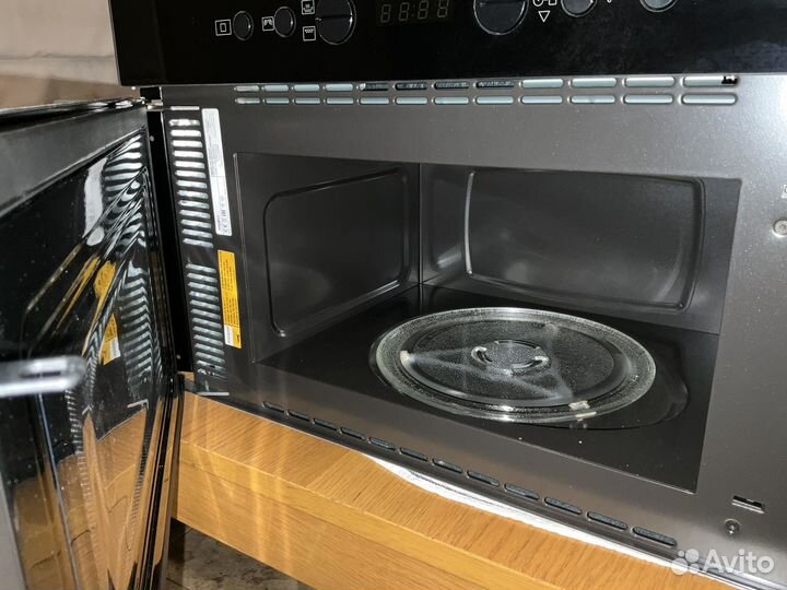 Встраиваемая Микроволновая печь Whirlpool