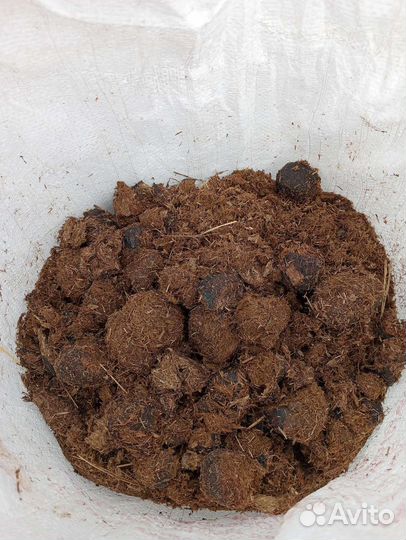 Навоз конский в мешках