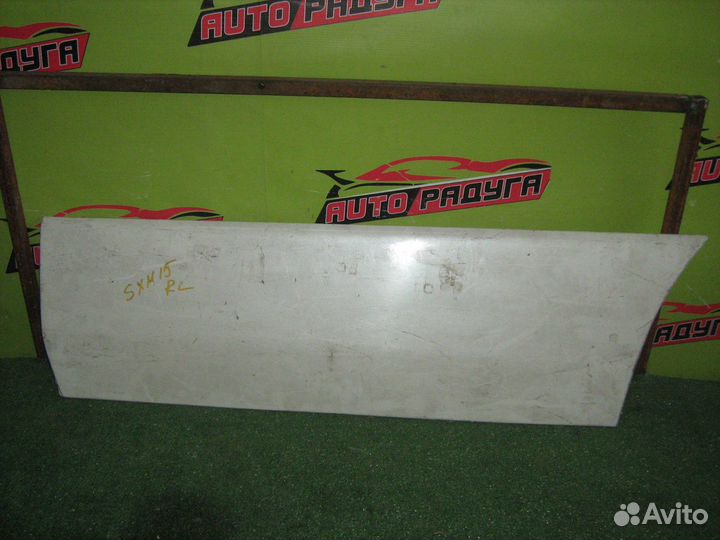 Молдинг на дверь toyota SXM10, SXM15, CXM10 ipsum