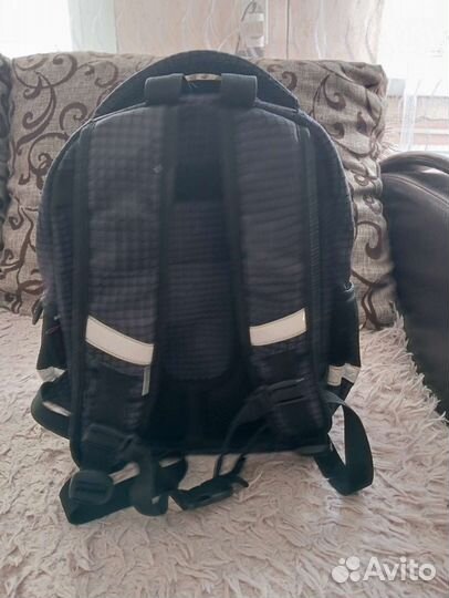 Рюкзак школьный для мальчика ортопедический