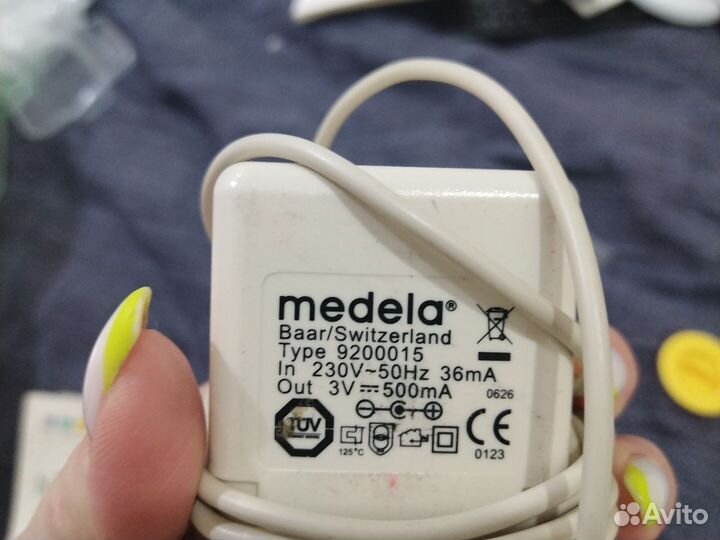 Молокоотсос электрический medela + Avent ручной