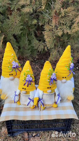 Весенние гномы