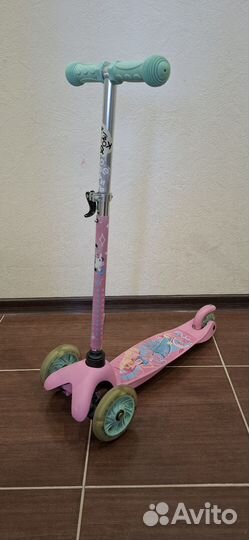 Самокат детский трехколесный