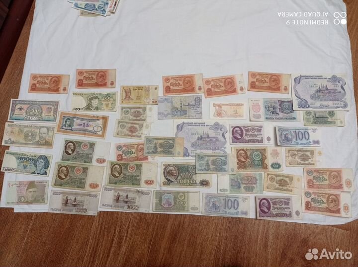 Коллекция банкнот иностранные, СССР, Россия. 64 шт