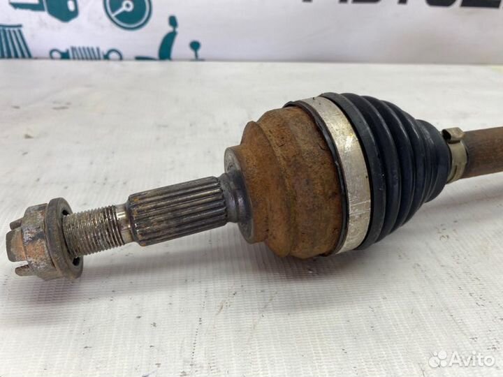 Привод передний левый Renault Logan седан K7M812