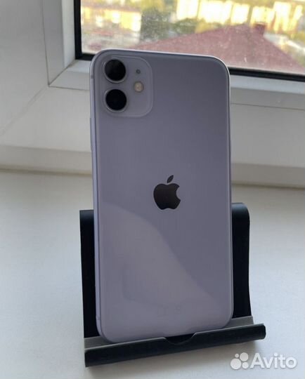 iPhone 11, 64 ГБ