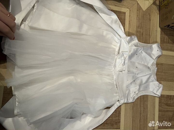 Белое платье для девочки