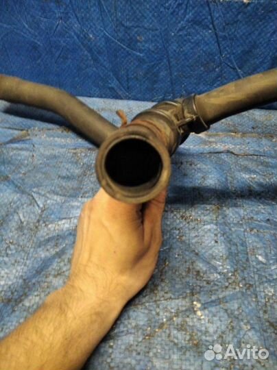 Патрубок LADA Largus K7M 2015