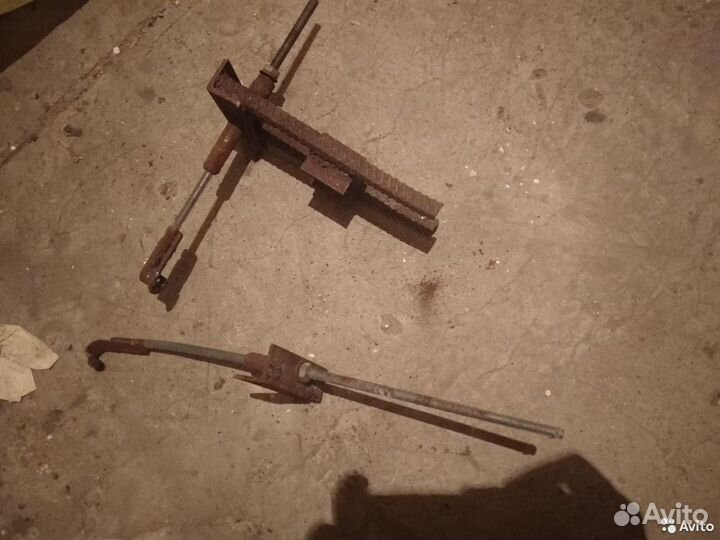 Стяжка пружин ваз 2101-07 СССР