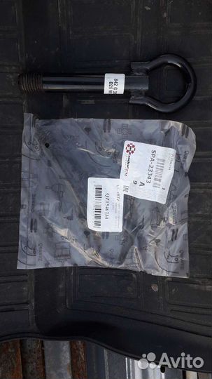 Буксировочный крюк renault