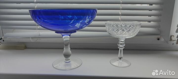 Ваза для фруктов на ножке цветное стекло СССР