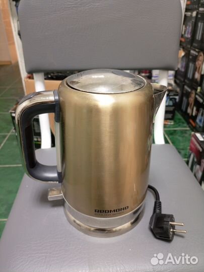 Чайник Redmond RK M1264