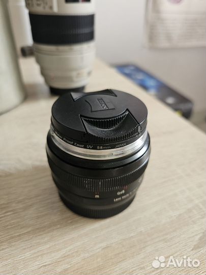 Объектив Carl Zeiss for canon 50 мм диафрагма 1.4