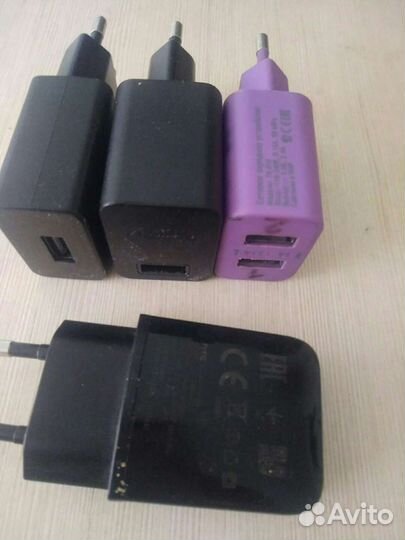 Зарядное устройство для телефона