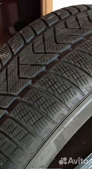 Pirelli Scorpion Winter 255/55 R20