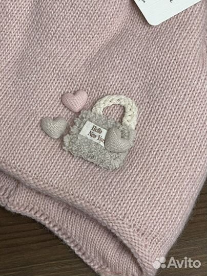 Шапка для девочек с помпоном из меха енота