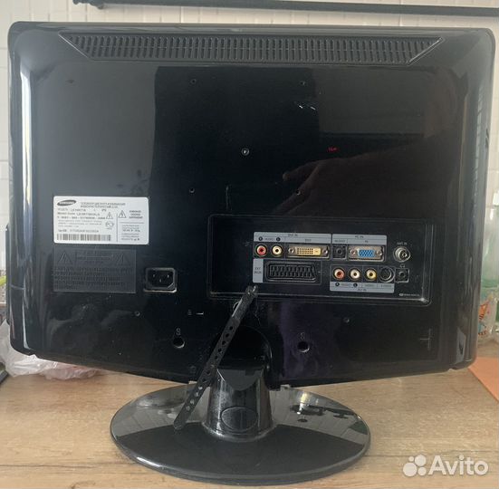 Телевизор samsung