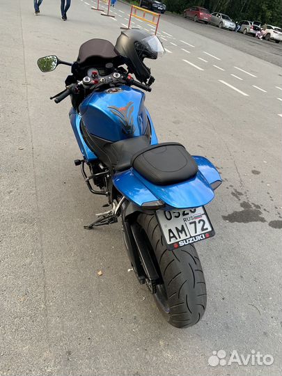 Suzuki gsx-r 750 k7