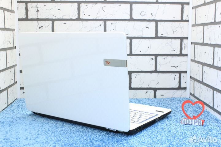 Игровой, современный Packard bell (доставка)