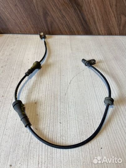 Датчик abs задний правый Nissan Tiida