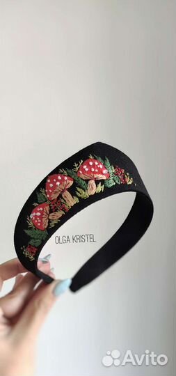 Кокошник современный ручной работы