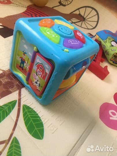 Бизиборд кубик музыкальный